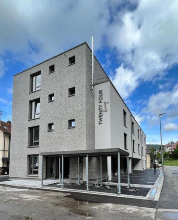 Hotel Twentyfour Living Bad Urach Extérieur photo