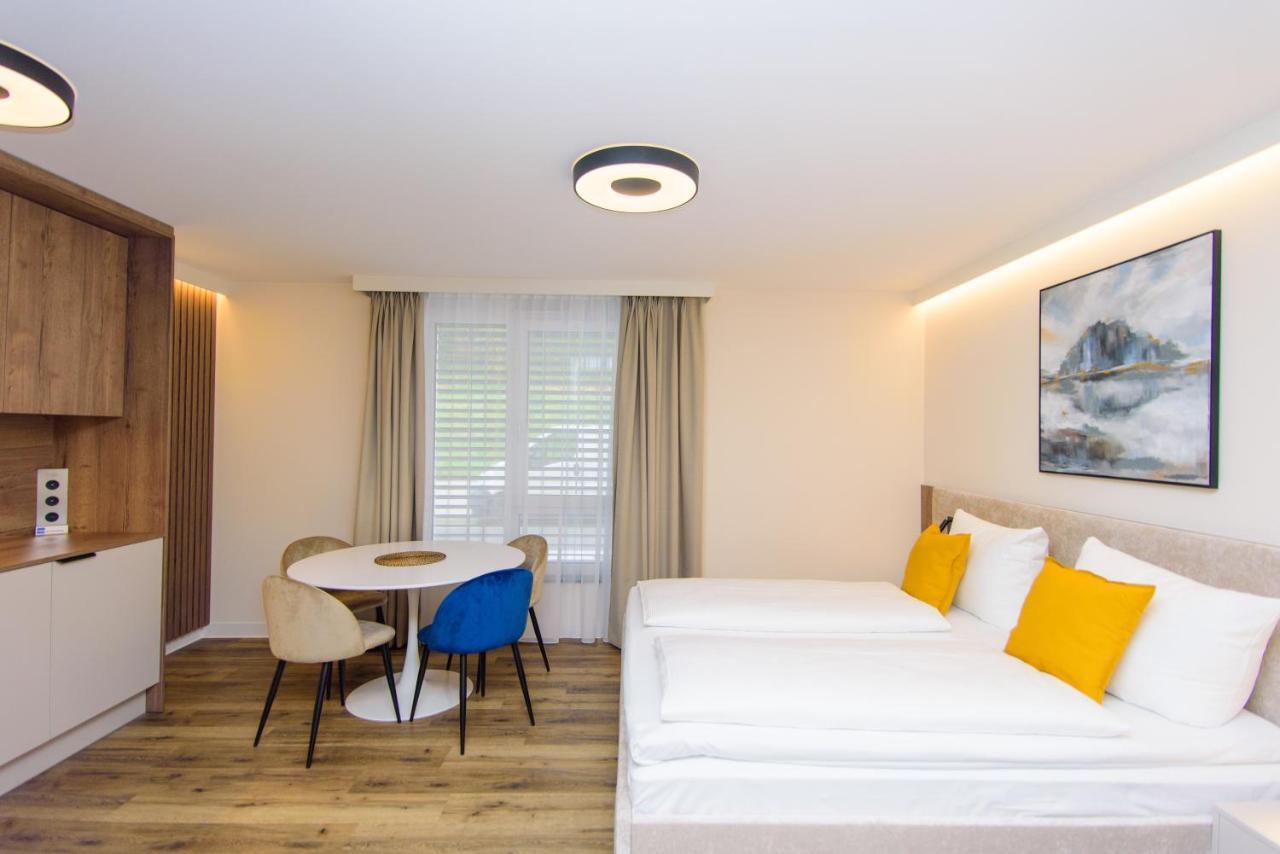 Hotel Twentyfour Living Bad Urach Extérieur photo