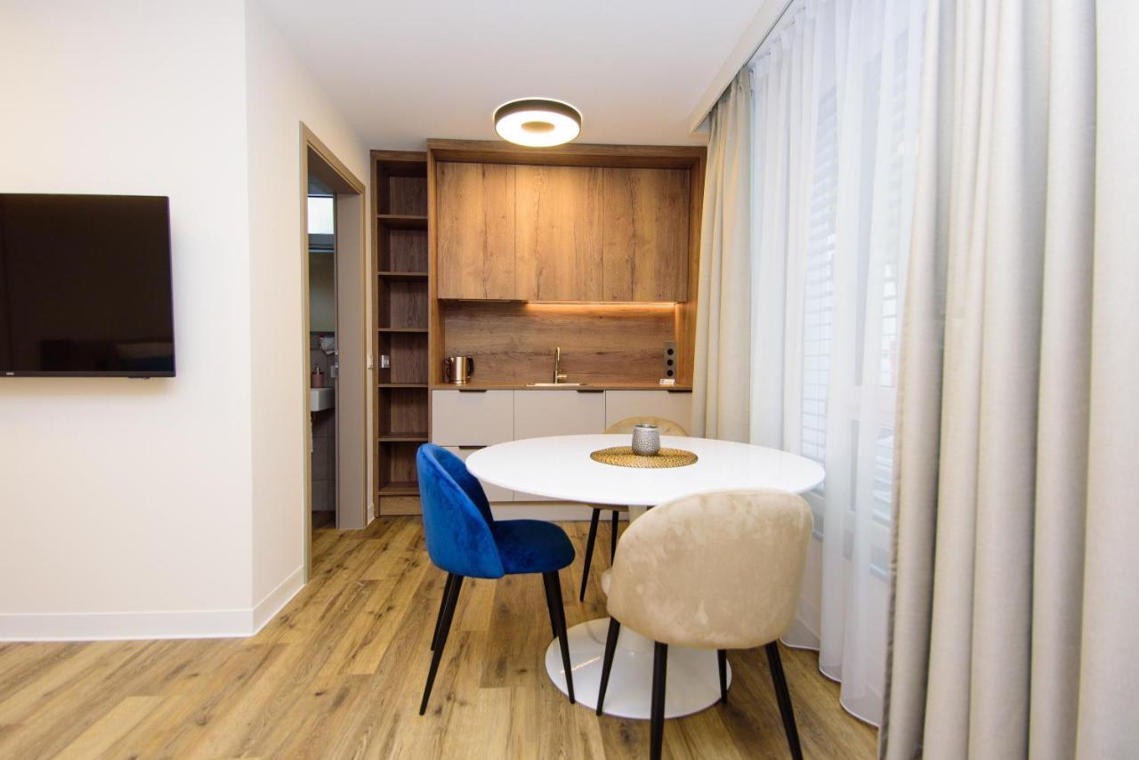 Hotel Twentyfour Living Bad Urach Extérieur photo