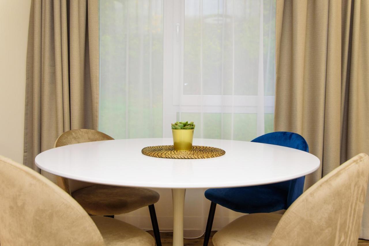 Hotel Twentyfour Living Bad Urach Extérieur photo
